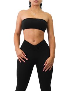 Description: Keep it cute and simple in this secure, well-padded & minimalistic tube top! Wear it to the gym with your favorite leggings or as a top on a nice day out ❤️ All of our sports bras are made out of high quality nylon and are well-padded to provide amazing comfort, coverage & support. Sizing: We recommend to size up. Color: Black Fabric: Active Fit Seamless V Leggings, Favorite Leggings, Black Sports Bra, Sports Bras, Black Media, Tube Top, Black Fabric, Black Leggings, Breathable Fabric