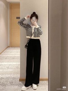 School Outfits Korean Style, Korean Simple Outfits, Korean Closet, Simple Korean Outfits, Ootd Korean Style, Outfit Korean Style, Korean Fashion Dress