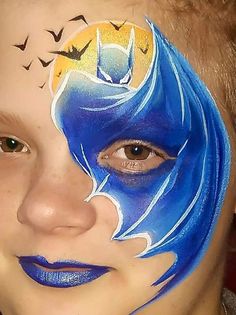 Batman cape eye design Batman Face Paint, Superhero Face Painting, Face Painting For Boys, Batman Cape, Halloweenský Makeup, White Face Paint, Cheek Art, Face Painting Easy, Kids Face Paint