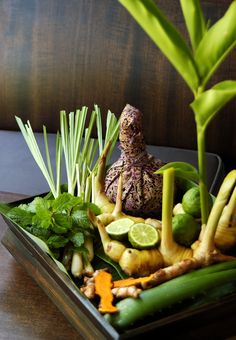 This is what spa food from the equilibrium treatment looks like. #spa #food Thai Spa, Spa Food, Wellness Food, Massage Place, Getting A Massage, Massage Room