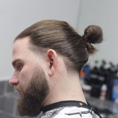 Man Bun Haircut, Long Hair Fade, Man Bun Undercut, 2017 Hair Trends, Hair Styles Men, Popular Haircuts