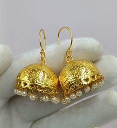 Amazing 18k Gold Plated Jhumka Earrings Hoops Indian Style Brass Jewelry Small Size Clipon Beautiful Earring Jhumkas For Her MATERIAL  =  TOP QUALITY BRASS If you buy more than 1, You will get the same Quality   EARRINGS TYPE      =    JHUMKA   (EARRING) LENGHT X WIDTH X HEIGHT  =  FREE SIZE  MADE BY    =  UNIQUEWORLDGEM (INDIA) We Accept Payment Through PAYPAL AND PAYONEER Only. Shipping Policy :; We ship orders daily, excluding Sundays and holidays. All orders are processed and shipped in 1 to 2 Days after receiving the Order. It takes about  12 - 25 business days to arrive to you.   " I Hope You Like This Beautiful Item "  For any kind of information contact message.     :: THANK YOU :: White Jhumkas With Intricate Design As Gift, White Intricate Jhumkas As A Gift, White Intricate Jhumkas For Gift, White Jhumkas With Intricate Design For Gift, Bollywood Style Hallmarked Jhumkas For Diwali, Hallmarked Round Jhumkas For Festive Occasions, White Chandbali Jhumkas For Anniversary, Diwali Hallmarked Jhumkas, Gold Tilla Jhumkas For Anniversary