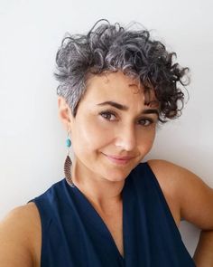 Pixie Cut Curly Hair, Short Permed Hair, Short Curly Hairstyles For Women, Curly Pixie Hairstyles, Short Curly Pixie, Curly Pixie Haircuts, Grey Curly Hair, Curly Hair Photos