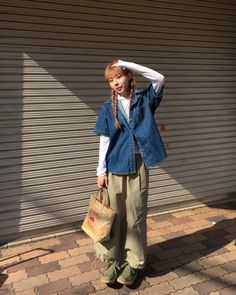 Spring Japan Outfit, Feminine Gorpcore, Green Tee Outfit, Japanese Spring Fashion, 90s Japan Fashion, Fire Fits, Mode Inspo