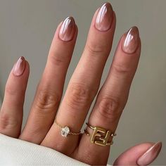 Get ready for the cozy vibes of early fall with these gorgeous nail designs! 🍂🍁 From warm neutrals to bold pops of color, these nails will have you feeling all the autumn feels. #EarlyFallNails #CozyVibes #AutumnFeels #NailInspo #FallMani #NailGoals #SeasonalNails #NailArt #FallColors #PumpkinSpiceEverything Mistral Nail Ideas, Earth Tones Nail Art, Ombre Nails Biab, Hey Great Nails, Ombré Biab Nails, Ombre Pigment Nails, Biab Chrome Nails, Eyeshadow Nails Art, Biab Nails Inspiration Almond