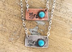 This Mrs necklace makes the perfect gift for a wife or new wife. The copper or sterling silver pendant includes a 5mm Kingman turquoise stone and a hand stamped arrow. A boho style necklace to give to a friend, sister or your Mom. Makes a perfect gift for girls and women. Layer this with other charm necklaces or wear a lone. Made of solid sterling silver that hangs on a sterling silver flat cable chain. Want 20% off this item? Go here to claim your coupon code! http://eepurl.com/bWXiQP ◈ FEATURE Turquoise Necklace With Patina For Gifts, Personalized Turquoise Necklace For Gift, Engraved Silver Turquoise Necklace As A Gift, Handmade Copper Turquoise Necklace As Gift, Turquoise Initial Necklace, Mrs Necklace, Boho Style Necklaces, Bracelet Size Chart, Silver Turquoise Jewelry