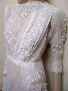 White Edwardian Dress, Wedding Dresses With Pockets, Edwardian Day Dress, Edwardian Wedding Dress, Edwardian Dresses, Edwardian Wedding, Dresses With Pockets, Lace Dress Vintage