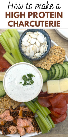 high protein charcuterie with high protein crackers, parmesan cheese, turkey pepperoni, cottage cheese dip and fresh cut veggies. Low Carb High Protein Appetizers, High Protein Charcuterie Board, High Protein Snacks Low Carb, Protein Snacks Low Carb, High Protein Snack Recipes, Low Carb Nachos, Healthy Holiday Treats