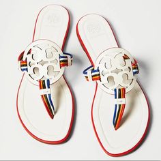 New With Tags Designer Multicolor Flat Sandals, Designer White Sandals With Cushioned Footbed, White Sandals With Branded Heel Counter, White Flat Heel Sandals With Branded Heel Counter, Rainbow Band, Tory Burch Sandals, Chic Leather, Leather Flip Flops, Flip Flop Shoes