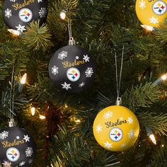 Pittsburgh Steelers 5 Pack Shatterproof Ball Ornament Set FOCO - FOCO.com Steelers Decor, Pittsburgh Steelers Crafts, Steelers Gifts, Ball Drawing, Iowa Hawkeyes, Gifts Sign, Team Name, Dollar Tree Crafts, Holiday Decorating