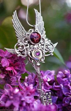 Key. Purple gem. Winged. Design Necklace. Jewelry Bullet Shell Jewelry, Dusk Summer, Twilight Sunset, Bullet Casing Jewelry, Light Beach, Steampunk Key, Sunset Flowers, Sky Pretty, Bullet Necklace