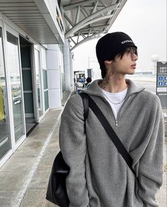 Harang3_3 Icon, Chinese Boy Outfit, Outfit Inspo Boys, Airport Fashion Men, K Fashion Men, Korean Boy Style, Korean Boy Outfit, Aesthetic Boy Outfit, Boy Outfits Aesthetic