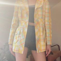 "Vintage plaid jacket - 1970s cutest pastel spring puff sleeve by Jackie Stuart Junior  🌷 Lined Excellent condition - two fabric pricks as shown and a light mark as shown.  37\" bust 14\" shoulder 31\" waist 40\" hips 27\" length  m e a s u r e m e n t s (taken flat, multiplied x2 for bust and waist) bust: 36\"* waist: 30\" length - mid shoulder to bottom hem: 27\" shoulder: 14\" sleeve - shoulder seam to cuff: 23\" *measurements are of the garment, not the wearer; leave room for fit Additional items ship for FREE. (USA only - you pay highest shipping cost.) www.etsy.com/shop/mrbootsvintage Thank you! visit my shop: mrbootsvintage.etsy.com more vintage XS/S here: https://www.etsy.com/shop/mrbootsvintage?section_id=10441284&ref=shopsection_leftnav_4" 70s Denim, Pastel Plaid, Hippie Tops, 80s Outfit, Fashion Inspiration Design, Vintage Plaid, Plaid Blazer, Plaid Jacket, Wool Dress