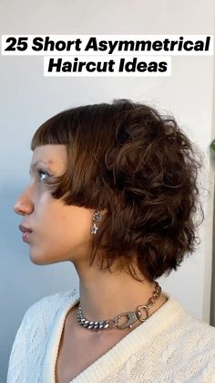 Dive into the playful bounce of this wavy, asymmetrical bob! Its side-swept bangs charmingly frame the face, and the transition from dark roots to a lighter shade adds so much depth. This style's movement and volume are things I absolutely adore. Click to explore our gallery for more fabulous ideas and make sure to follow us on Pinterest! ** Photo Credit: Instagram @pelotosco Short Asymmetrical Haircut, Asymmetrical Haircuts, Event Hairstyles, Asymmetrical Haircut, Ponytail Updo, Swept Bangs, Messy Ponytail, How To Cut Bangs, Asymmetrical Bob