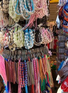 summer aesthetic Villa Gesell, Summer Must Haves, Summer Items, Ocean Aesthetic, Hampton Inn, Bracelets And Necklaces, Preppy Summer, Summer Bracelets