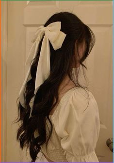 Curled Hairstyles For Graduation, Coquette Hair, Music Branding, Long Curly Hairstyles, Princess Hairstyle, Coquette Vibes, Different Types Of Curls, Royal Aesthetic, Badass Aesthetic