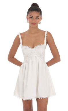 Midi Dress in White | LUCY IN THE SKY A-line Mini Dress With Lace Trim And Fitted Bodice, Sundress With Sweetheart Neckline And Lace Trim, Beach Dress With Sweetheart Neckline And Lined Bodice, Fitted Lace Trim Sundress Mini Dress, Fitted Sundress With Lace Trim, Sleeveless Mini Dress With Fitted Bodice For Beach, Sweetheart Neckline Beach Dress, White Flirty Mini Dress With Lined Bodice, Flirty White Mini Dress With Lined Bodice