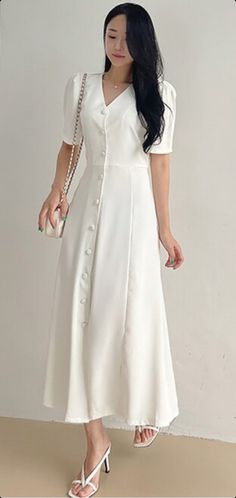 Sunday Dress Outfit Church, Long Dress Korea, Sunday Dress Outfit, Dress Korea, Ladylike Style, Blouse Casual Fashion, Sunday Dress, Modest Fashion Outfits, Elegant Outfit