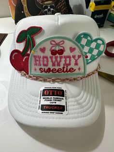 Howdy Trucker Hat. Design can be put on any hat color. Retro Snapback Hat With Short Brim For Spring, Retro Spring Snapback Hat With Short Brim, Spring Retro Snapback Hat With Short Brim, Casual White Brimmed Snapback Hat, Cute Brimmed Trucker Hat, One Size Fits Most, Cute Brimmed Trucker Hat One Size Fits Most, Cute Brimmed Trucker Hat, Vintage White Trucker Hat For Spring, Vintage White Trucker Hat With Short Brim