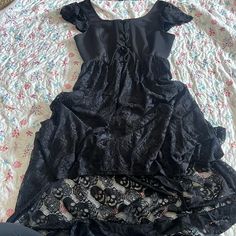 New With Tags Hot Topic Dresses, High Low Maxi Dress, Black Goth, Maxi Dress Black, Hi Low Dresses, Lace Evening Dresses, Black Gown, Lace Corset, Dress Medium