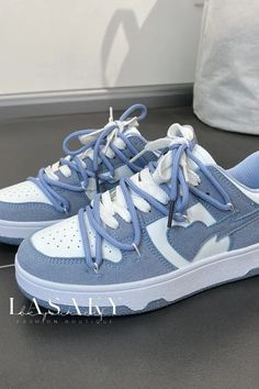 Lasaky - Premium Unisex Anti-Haze Blue Sneaker Shoes with Laces - Perfect for College Fashion White Shoes Sneakers, Summer Sneakers, Popular Shoes, Sports Style, Casual Sport Shoes, Blue Sneakers, Chunky Sneakers, 2024 Fashion, Casual Flats