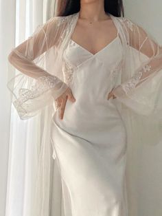 Night Wear Aesthetic, Wedding Night Outfit Brides, Night Gown Aesthetic, White Lingerie Dress, Spanish Gifts, First Night Dress, Night Gown Sleep, Elegant Nightgown