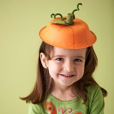 This would be so cute: have them make pumpkin hats hats for the gathering activity. Instead of a class, they're a Pumpkin Patch! Halloween Toddler Party, Bowl Hat, Pumpkin Bowl, Pumpkin Bowls, Kid Friendly Halloween, Easy Halloween Decorations, Pumpkin Hat