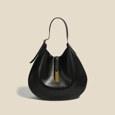 Timeless Accessories, Tote Handbag, Chic Accessories, Vintage Handbags, Black Handbags, Classic Elegance, Stylish Accessories, Large Bags, Leather Fashion