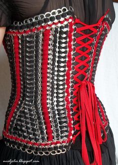 Corset Tutorial, Punk Steampunk, Soda Tab Crafts, Pop Can Tabs, Can Tab Crafts, Soda Can Tabs, Steampunk Tendencies, Can Tabs