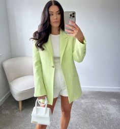 Lime Green Blazer, Green Blazer Outfit, Light Lime Green, Cut Blazer, Color Blocking Outfits, Green Blazer, Green Brands, Long Blazer, Blazer Outfits