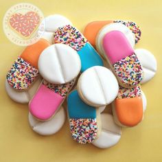 Pill Cookies, Get Well Cookies, Pharmacy Party, بيتي فور, Medical Cookies, Nurse Cookies, School Cookies, Cookies Cupcake, Party Cookies