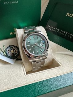 Rolex Datejust 41 Listing: $14,695 Rolex Datejust 41 NEW 2023 Green Index Stick Dial Fluted Bezel..., Reference number 126334; Steel; Automatic; Condition New; Year 2023; Watch with original box an Rolex Green Dial, Rolex Green, Eye Makeup Images, Bracelet Styles, Makeup Images, Rolex Women, Green Watch, Styles Ideas, Affordable Watches