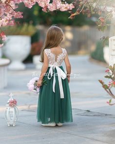 Tulle Flower Girl Dress Lace Flower Girl Dress Sleeveless | Etsy Boho Girl Style, Green Flower Girl Dresses, Floral Hair Wreath, Long Flower Girl Dresses, Girls Special Occasion Dresses, Green Tulle, Floral Hair Combs, Hair Wreaths, Tulle Flower Girl