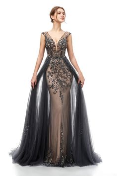 Floor-length Tulle Mermaid Dress For Banquet, Banquet Evening Dress With Sweep Train, Tulle Mermaid Hem Dress With Sweep Train, Gala Evening Dress With Detachable Train And Mermaid Hem, Gown With Sweep Train And Mermaid Hem For Banquet, Banquet Gown With Sweep Train And Mermaid Hem, Mermaid Hem Gown With Sweep Train For Banquet, Gala Dress With Detachable Train And Mermaid Hem, Tulle Mermaid Hem Evening Dress