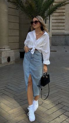 🌹🤍🎀 #inspo #ootd #gymoutfit #pinterest #thatgirl #outfitideas uç #outfitinspo #girlspride #girlsarestrong #motivation #motivationalqoutes #successful #successfulqoutes #inspire #qoute #explorepage #reels #reelsvideos Nails Earthy, Earthy Makeup, Clean Goth, Siren Makeup, Looks Adidas, Makeup Clean, 2024 Outfits, Denim Skirt Outfits, Toddler Easter