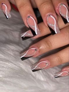 Get ready to slay with these trendy nail designs! Whether you prefer minimalist elegance or vibrant patterns, these ideas will take your nails to the next level. A collage of stylish and diverse nail designs showcasing creativity and beauty#NailDesign #NailArt #ManicureGoals #NailInspo Full Nail Designs, Nail Sunny, Elegant Touch Nails, Trendy Nail Designs, Spring Nail Designs, Simple Gel Nails, Colored Acrylic Nails