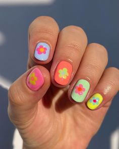 Check the link in my bio for a free nail treatment product! Explore the hottest summer nails, from simple summer nails to trending summer acrylics and vibrant summer nail colors of 2024. #NailIdeas #SummerNails #SimpleSummerNails #Summer2024Nails #SummerNail2024Trends #SummerToeNails #SummerNailColors2024 #SummerAcrylicNails #SummerNailInspo Simple Vibrant Nails, Easy Colorful Nail Designs, Daisy Short Nails, Colorful Line Nails, Summer Nails Colourful, Nail Ideas For Little Kids, Happy Nail Art, Colourful Nails For Summer, Short Summer Nail Art