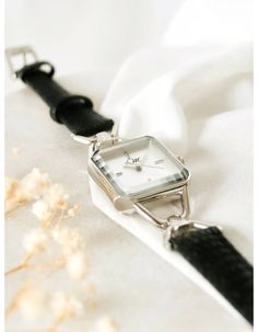 Square Watches, Luxurious Watch, Silver Watches Women, Small Watch, Black Leather Watch, Watch Dial, Leather Watch Strap, Timeless Accessories, Design Silver