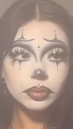 Cute Black And White Clown Makeup, Fun Makeup Looks Halloween, Chicana Clown Makeup Halloween, Fun Makeup Looks To Do When Bored, Harlequin Clown Makeup, White Face Clown Makeup, Halloween Costumes Face Makeup, Emo Halloween Makeup, Old School Clown Makeup