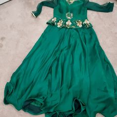 Very Beautiful Green Long Cancan Gown. Length Is 58 Inches. Indian Gown, Indian Gowns, Blouse Pattern, Green Gold, Green And Gold, New Color, Tulle Skirt, Checks, Green