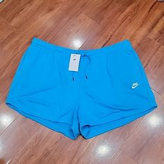 Nwt Women's Nike Plus Size French Terry Sweatshorts. It Has Drawstring Waist, 2 Front Pockets And Inside Is Soft French Terry. Style Is Standard Fit And High Rise. Nike Shorts With Built-in Shorts, Nike Summer Workout Shorts, Nike Athletic Shorts For Summer, Nike Summer Athletic Shorts, Nike Short Swim Trunks For Summer, Nike Swim Trunks With Built-in Shorts, Nike Summer Shorts, Nike Sporty Beach Shorts, Nike Shorts With Pockets For The Beach