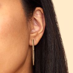 #All Our Carmine Curb Bar Drop Earrings are perfect for a basic tee, little black dress and everything in between.. Flat shiny links hang from a solid gold bar for a look that captures light at with your every move. The Finer Points: Metal: 14k Yellow Gold Dimensions: 45mm Long, 3mm Thick Chain Weight: 1.6 Grams Construction: Post and Butterfly Closure Origin: Crafted in Vicenza, Italy Minimalist Yellow Gold Linear Earrings For Party, Minimalist Pierced Jewelry For Evening, Minimalist 14k Gold Evening Earrings, Minimalist Cable Chain Earrings For Formal Occasions, Classic Box Chain Earrings For Everyday, Minimalist Dangle Jewelry For Evening, Classic Everyday Box Chain Earrings, Minimalist Tarnish-resistant Linear Earrings For Formal Occasions, 14k Yellow Gold Linear Earrings