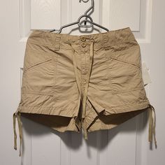 Old Navy Khaki Colored Shorts, Size 12, Nwt. Drawstring Ties At Waist And Legs. Waist (Lying Flat) 17.5" Total Length 14" Measurements Are Approximate There Are Dogs And Smokers In The Home However Not Where Items Are Stored, Price Is Reflective Of That... All Reasonable Offers Considered Khaki Drawstring Bottoms Of Short Length, Khaki Drawstring Bottoms Short Length, Khaki Short-length Bottoms With Drawstring, Beige Drawstring Shorts, Navy And Khaki, Old Navy Shorts, Navy Shorts, Khaki Color, Color Shorts