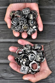 Boy Jewelry, Mens Accessories Necklace, Mens Fashion Week Street Style, Biker Rings, Clay Jewelry Diy