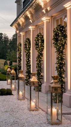 Classy Outdoor Christmas Decor, Christmas Coffee Table Decor, Luxury Christmas Decor, Pinterest Christmas