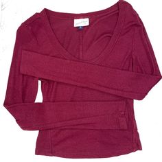 Maroon Universal Thread Cropped Long Sleeve Blouse Scoop Neck Size Medium Never Worn!- Perfect Condition! Casual Fitted Red Long Sleeve Top, Red Fitted Long Sleeve Top, Cropped Long Sleeve, Universal Thread, Sleeve Blouse, Scoop Neck, Top Blouse, Long Sleeve Blouse, Thread