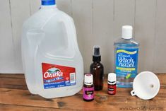 Diy Essential Oil Room Spray, Homemade Room Spray, Essential Oil Bug Repellent, Essential Oil Room Spray, Insect Repellent Essential Oils, Purification Essential Oil, Essential Oil Spray Recipes