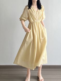 F00254835-103 Fitted V-neck Dress For Spring Daywear, Solid Color V-neck Cotton Midi Dress, Spring V-neck Maxi Dress In Solid Color, Spring A-line Maxi Dress With Relaxed Fit, Casual V-neck Maxi Dress For Daywear, Relaxed Fit V-neck Midi Dress, Relaxed Fit Spring Dresses For Casual Wear, Spring Cotton V-neck Dress With Short Sleeves, Cotton V-neck Maxi Dress