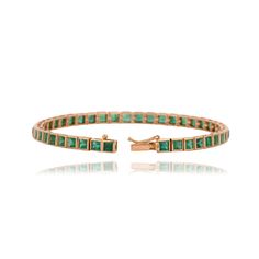 This bracelet is set in 14K Solid Yellow Gold, Studded with Princess-cut Emeralds to form a classic Emerald Tennis bracelet. A luxury jewelry gift for your loved ones. -Material - 14K Solid yellow Gold -Gemstone - Emeralds -Gemstone Weight - 7.070 ct -Gross weight - 10.8 grams The bracelet length can be adjusted to your wrist size, on request. You can also go to my shop Home for more similar bracelets: https://www.etsy.com/in-en/shop/SilverAppeal FEEDBACK Please Leave A Positive Feedback Along W Emerald Tennis Bracelet, Luxury Jewelry Gift, Bracelet Emerald, Emerald Bracelet, Bracelet Minimalist, Classic Bracelets, Birthstone Bracelet, May Birthstone, Gold Gift