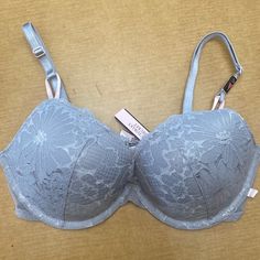 Nwt Grayish Lavender Color 32d Victoria's Secret Gray Bra, Fitted Lavender Victoria's Secret Bra, Elegant Victoria's Secret Spring Bra, Fitted Lavender Bra For Spring, Lavender Fitted Push-up Bra, Elegant Gray Underwire Bra, Elegant Fitted Gray Bra, Fitted Lavender Bra With Padded Cups, Lavender Feminine Bra